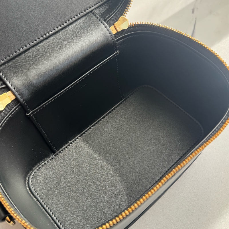 Celine黑金手提化妝箱包-19