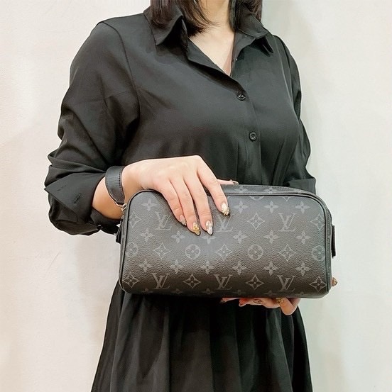 莉亞精品♡LV M46354 黑灰雙層拉鍊手拿包 二手-1