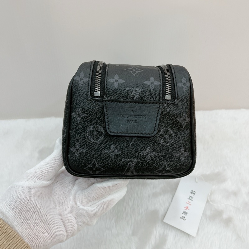莉亞精品♡LV M46354 黑灰雙層拉鍊手拿包 二手-5