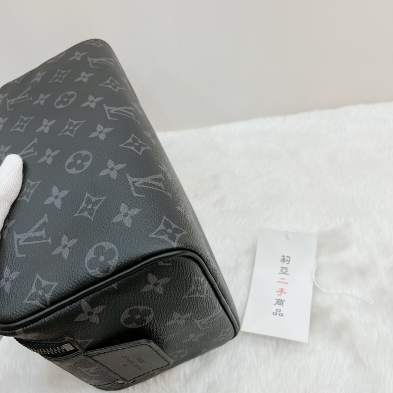 莉亞精品♡LV M46354 黑灰雙層拉鍊手拿包 二手-8