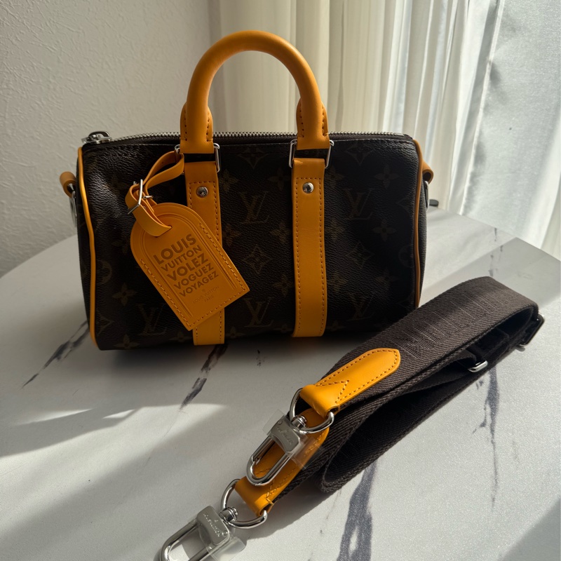 Lv花紋黃邊keepall25手提兩用包 超經典-0