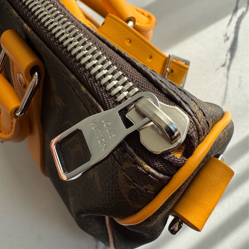 Lv花紋黃邊keepall25手提兩用包 超經典-19