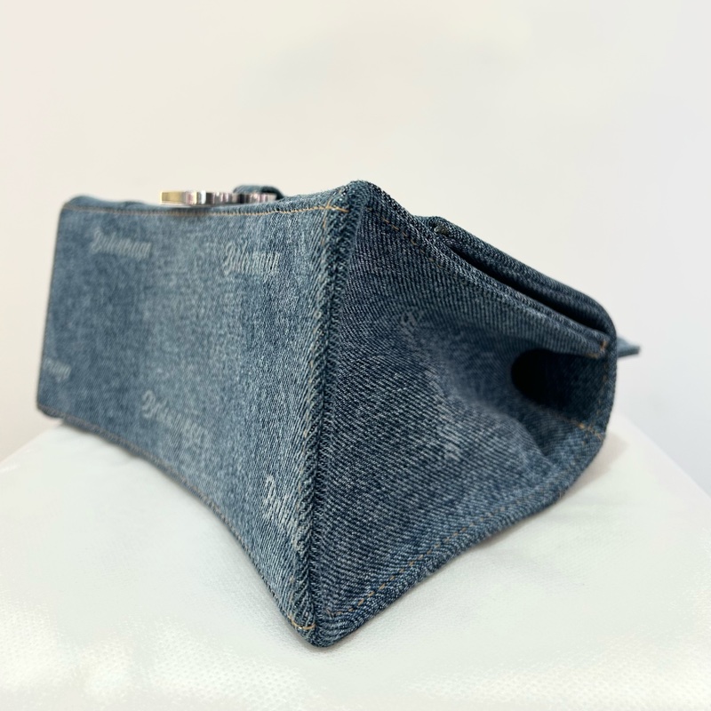 BALENCIAGA深藍丹寧字母銀釦沙漏包S號-5