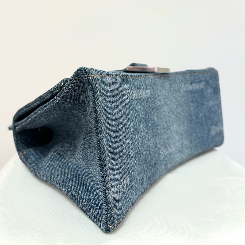 BALENCIAGA深藍丹寧字母銀釦沙漏包S號-6