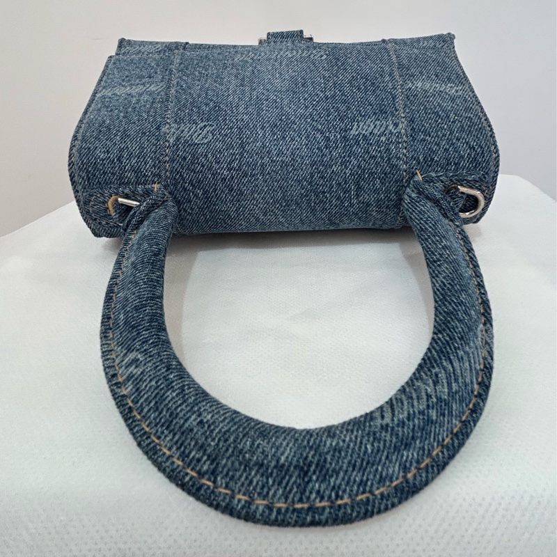 BALENCIAGA深藍丹寧字母銀釦沙漏包S號-10