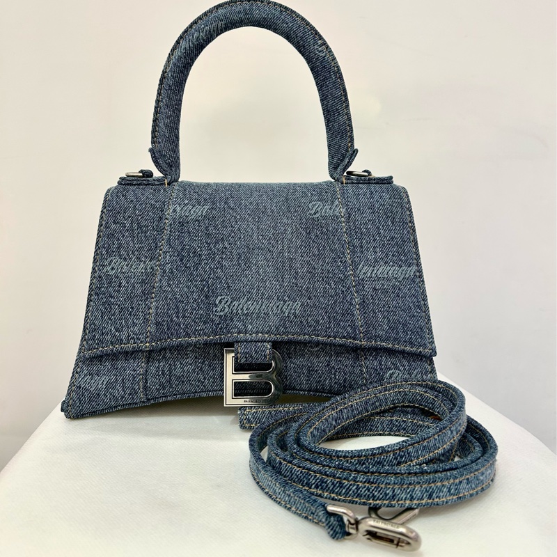BALENCIAGA深藍丹寧字母銀釦沙漏包S號-12