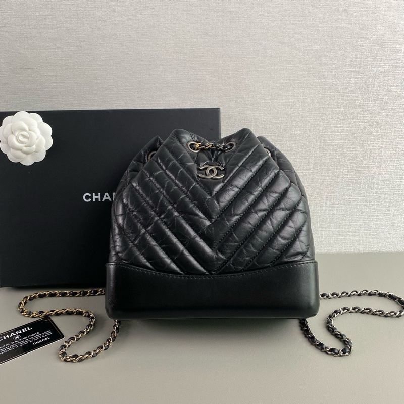 ✨Chanel 黑銀V紋 流浪後背包 99新 有保卡 秒殺價🖤-2