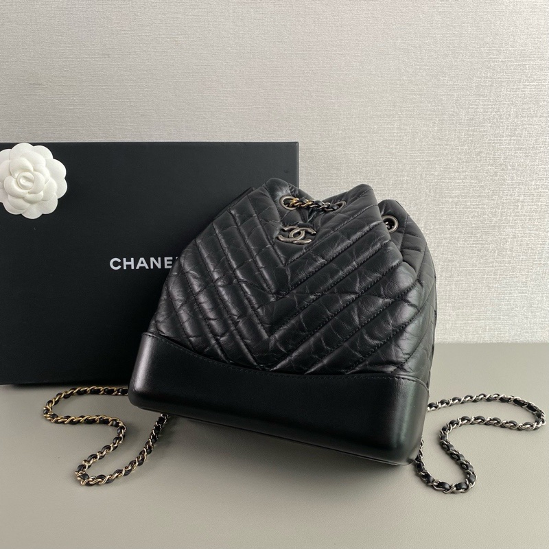 ✨Chanel 黑銀V紋 流浪後背包 99新 有保卡 秒殺價🖤-4
