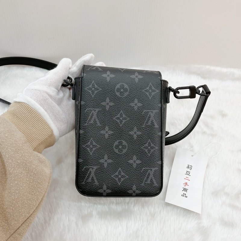 莉亞精品♡LV M82252 黑灰手機包 二手-5