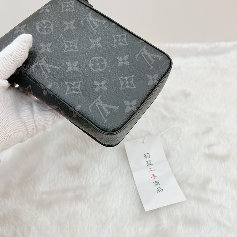 莉亞精品♡LV M82252 黑灰手機包 二手-13