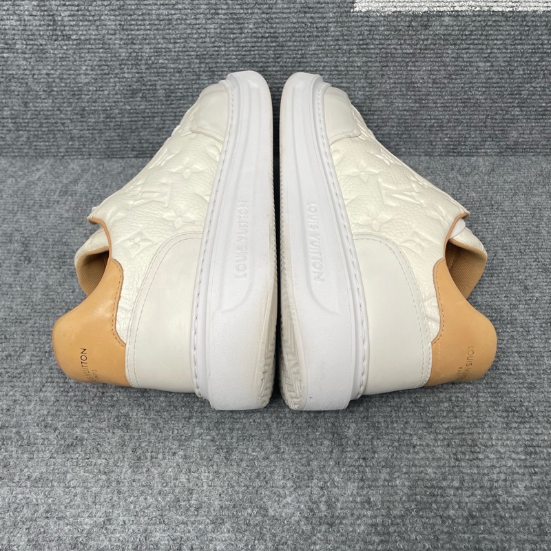 LV 白色皮面老花壓花松糕鞋41碼-5