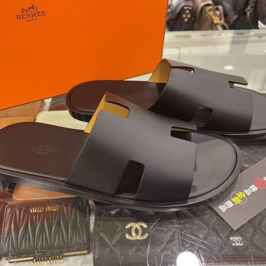 東區正精品㊣Hermes 全新黑色全皮H拖鞋休閒鞋 41號 RZ6151-1