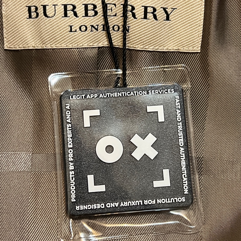 Burberry卡其色修身雙排扣羊毛短大衣 ITA 36碼-11