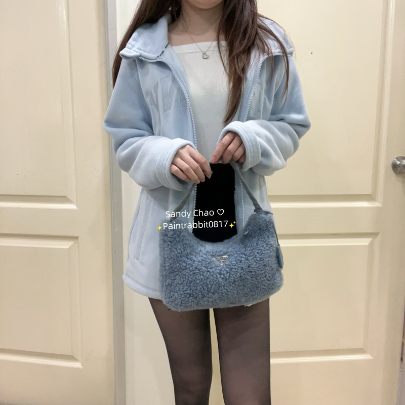ෆ Prada 絨毛hobo腋下包-5