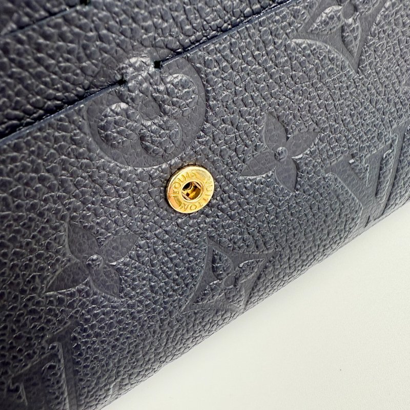 Louis Vuitton - 海軍藍牛皮壓紋下蓋四卡Emilie長夾-14