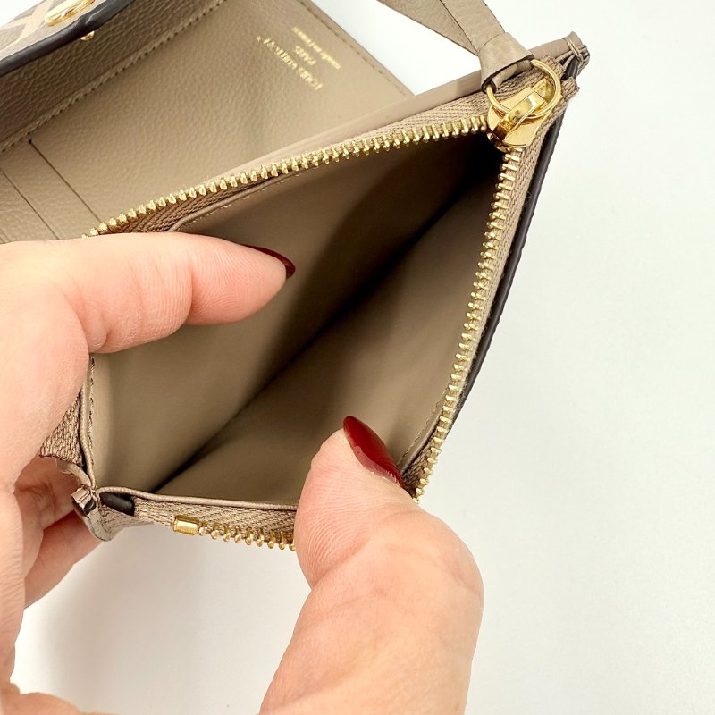 Louis Vuitton - 斑鳩灰牛皮Empreinte 短夾-12