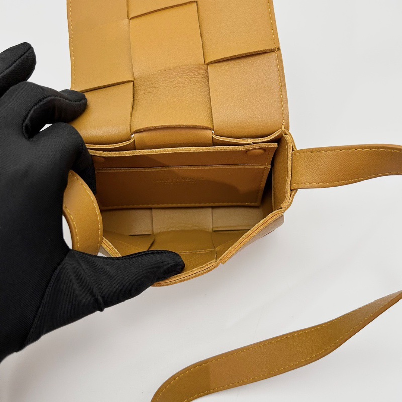 BV 薑黃色經典編織mini肩背斜背包12*9*5 98新配件塵袋吊牌-2