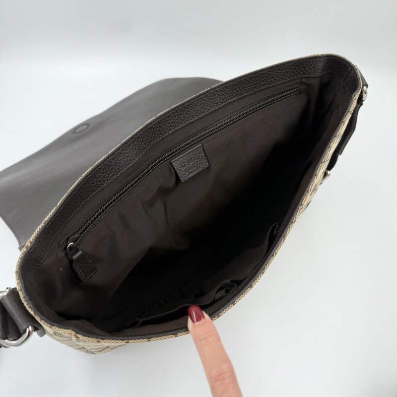 GUCCI - 經典緹花拼咖啡皮飾下蓋磁吸郵差包-11