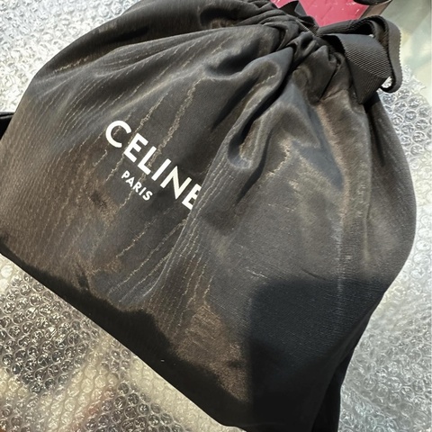 CELINE 經典老花水桶包