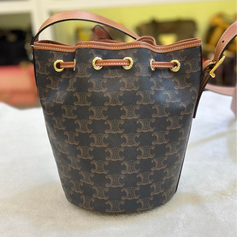 CELINE 經典老花水桶包 小號-1