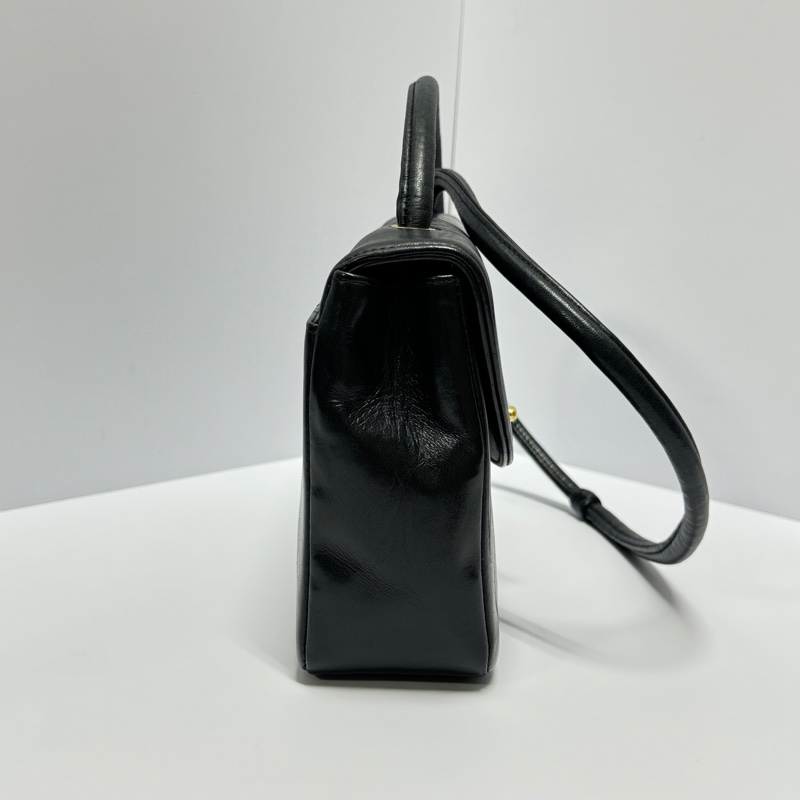 【極新🎁】 Chanel Diana 香奈兒 黛妃包 黑金羊皮 絕版稀有釋出！-10