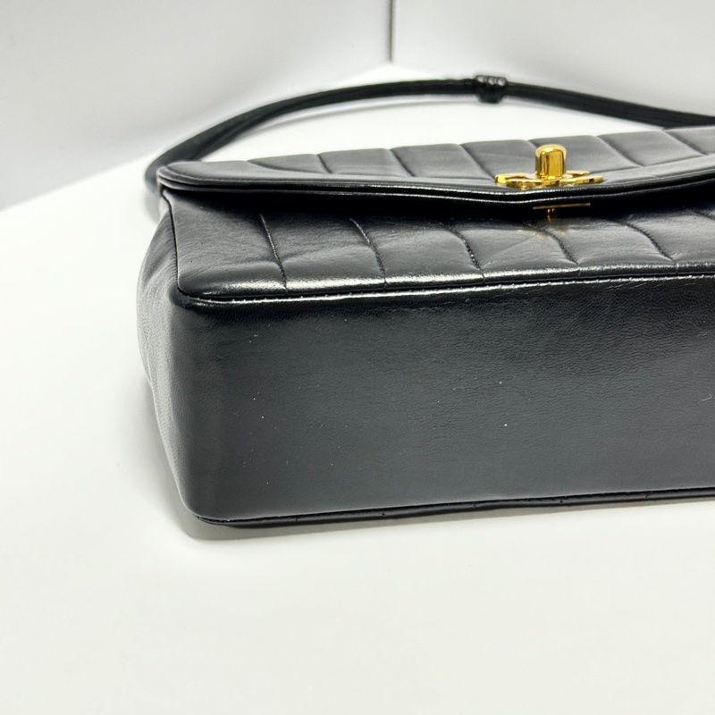 【極新🎁】 Chanel Diana 香奈兒 黛妃包 黑金羊皮 絕版稀有釋出！-13