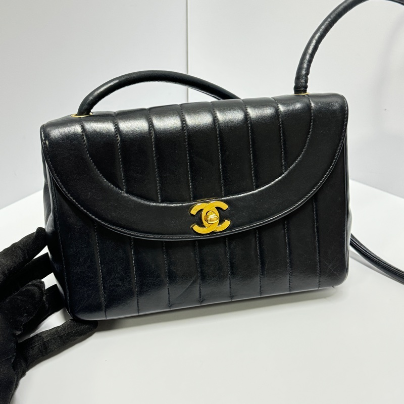 【極新🎁】 Chanel Diana 香奈兒 黛妃包 黑金羊皮 絕版稀有釋出！-17