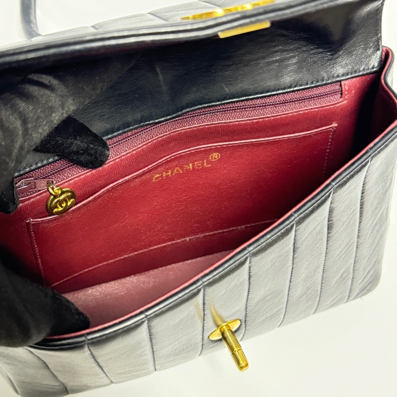 【極新🎁】 Chanel Diana 香奈兒 黛妃包 黑金羊皮 絕版稀有釋出！-21