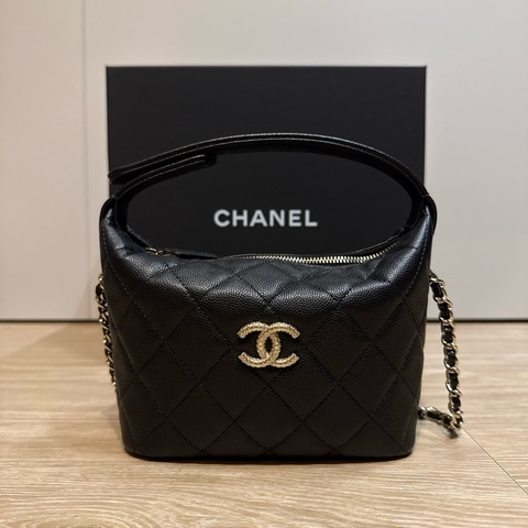 CHANEL 25A 浮雕LOGO 飯盒包