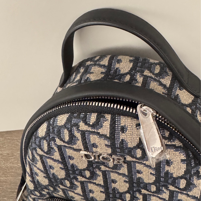 迪奧DIOR 近全新mini後背包小書包經典藍緹花小後背包-21