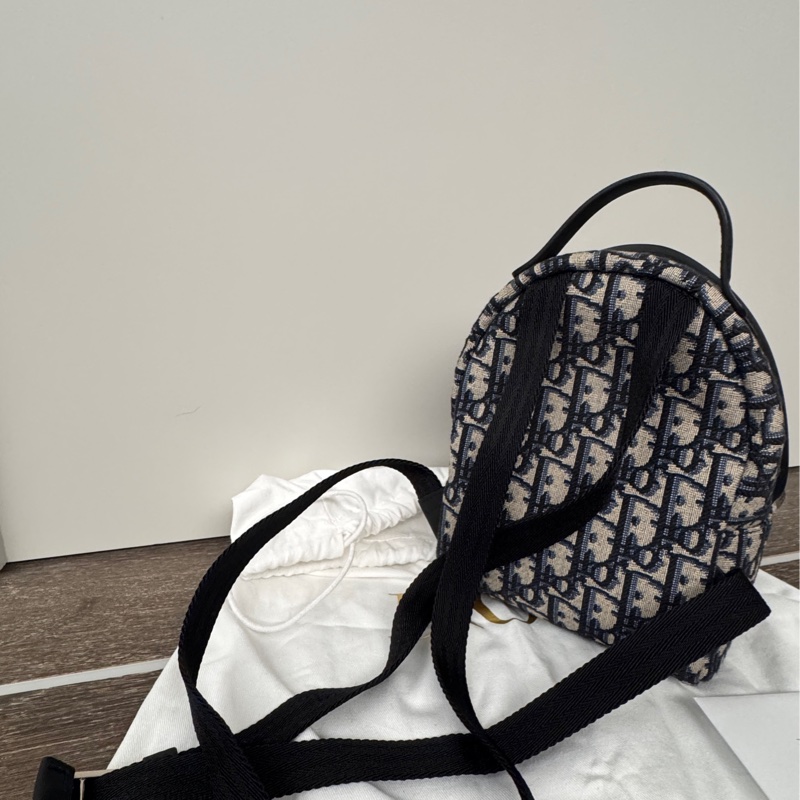 迪奧DIOR 近全新mini後背包小書包經典藍緹花小後背包-27