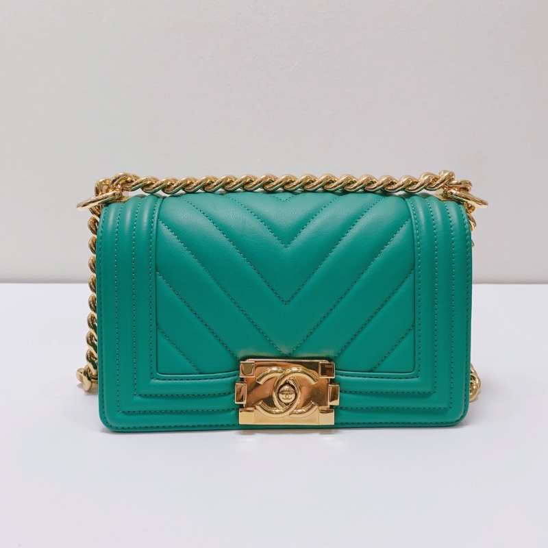 Chanel綠色金扣小號牛皮leboy鏈條包 98新配件塵袋保卡 20×12×7cm-7