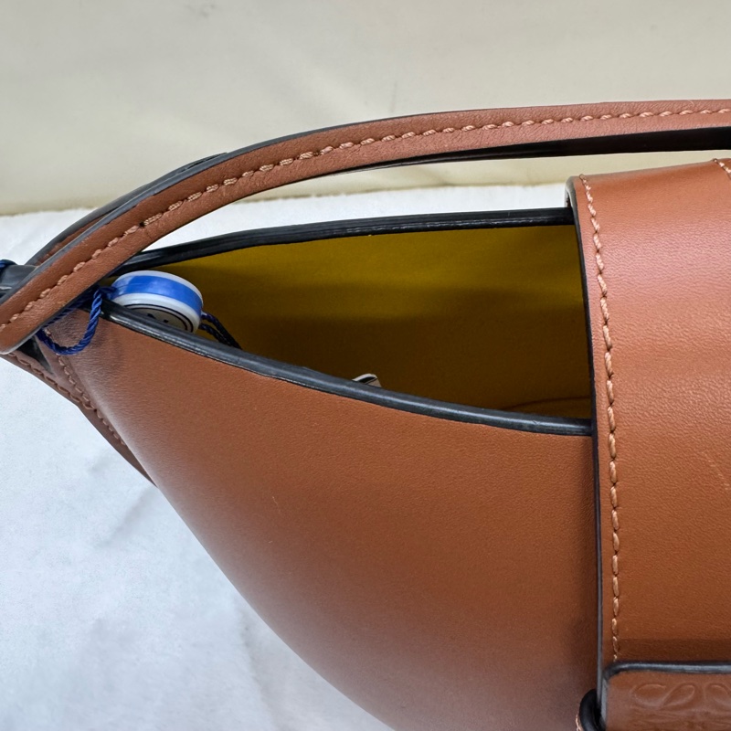 Loewe 焦糖棕 Molded bucket bag復古博物館系列水桶單肩包-11