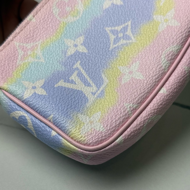 (閒置品)Lv彩虹🌈麻將包-6