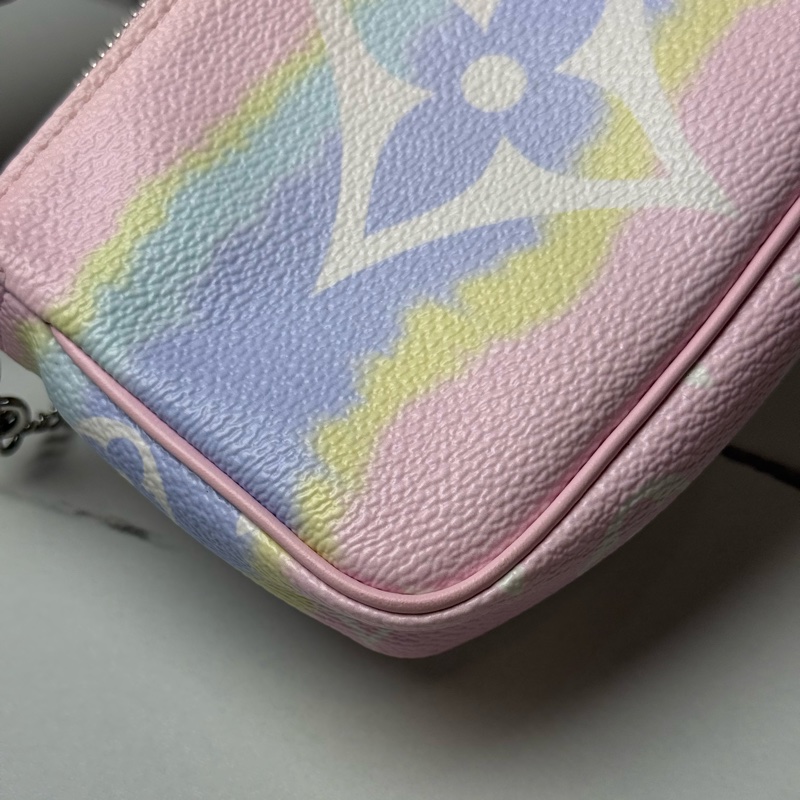 (閒置品)Lv彩虹🌈麻將包-8