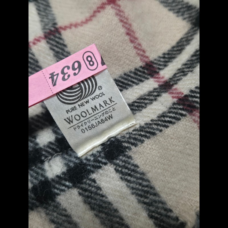 Burberry 100% 純羊毛 輕披肩 膝上毯 蓋毯 黑標-6