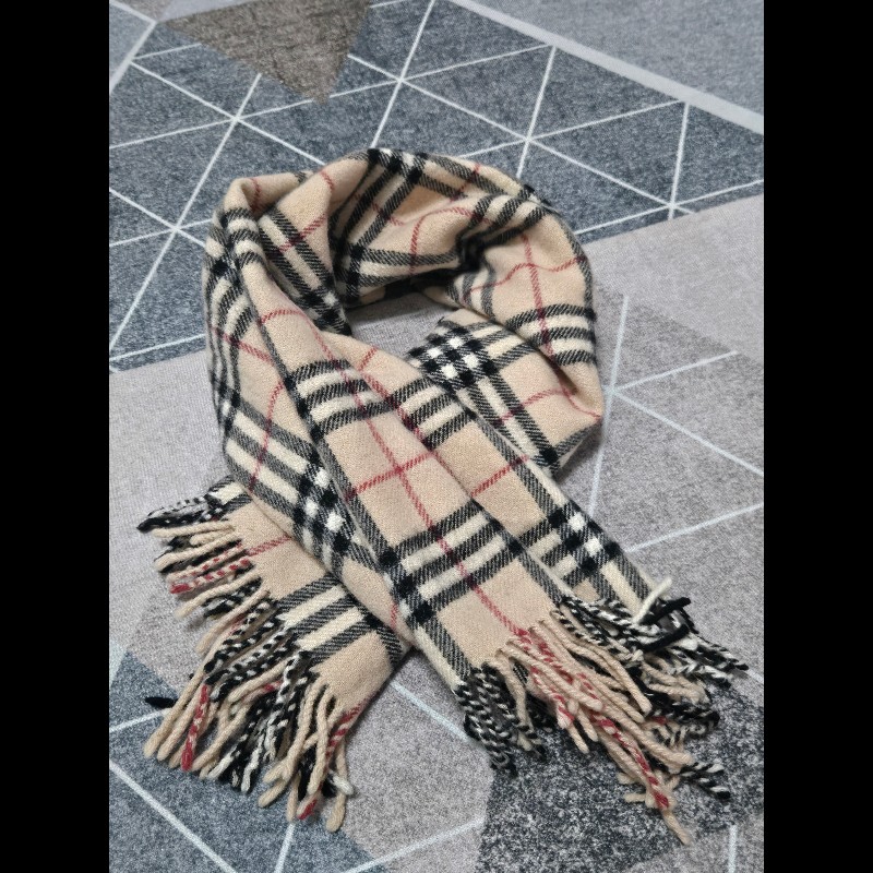 Burberry 100% 純羊毛 輕披肩 膝上毯 蓋毯 黑標-7