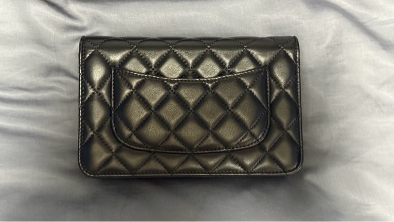 【Kate Wang 同款】CHANEL 2022 年限定版 - 22C 限定版徽章 WOC(晶片版)-2