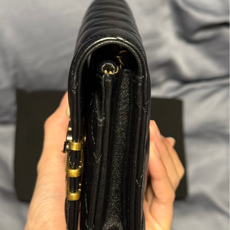 【Kate Wang 同款】CHANEL 2022 年限定版 - 22C 限定版徽章 WOC(晶片版)-5