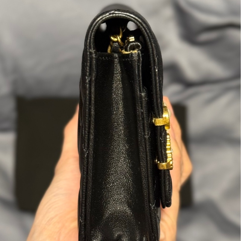 【Kate Wang 同款】CHANEL 2022 年限定版 - 22C 限定版徽章 WOC(晶片版)-6