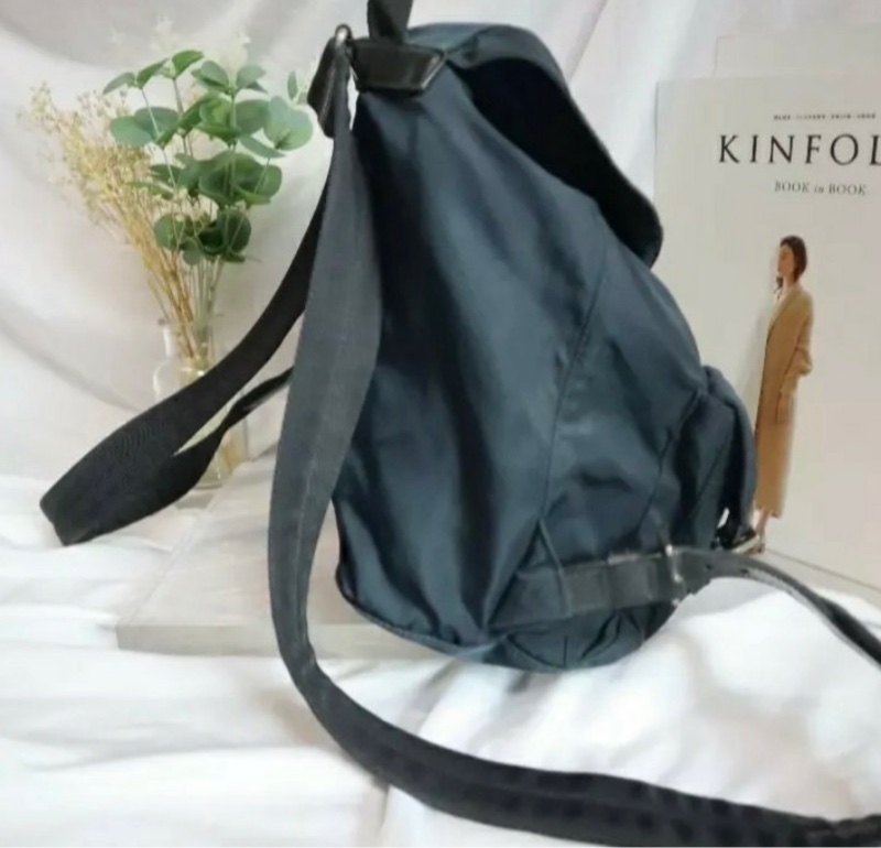 Prada Classic Nylon Backpack Prada 經典專櫃熱賣款帆布背包 海軍藍色背包 PRADA 背包-17