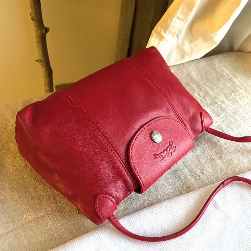 🧣新年快樂🧣Longchamp超輕羊皮小包紅20cm🍎似WOC/錢包/卡包/手機包/手拿包/腋下包/斜背/側背/手拿🍎瀟🍎正品🍎況不錯🍎旅行購物隨身-3