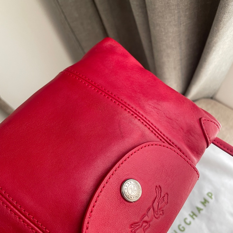 🧣新年快樂🧣Longchamp超輕羊皮小包紅20cm🍎似WOC/錢包/卡包/手機包/手拿包/腋下包/斜背/側背/手拿🍎瀟🍎正品🍎況不錯🍎旅行購物隨身-12