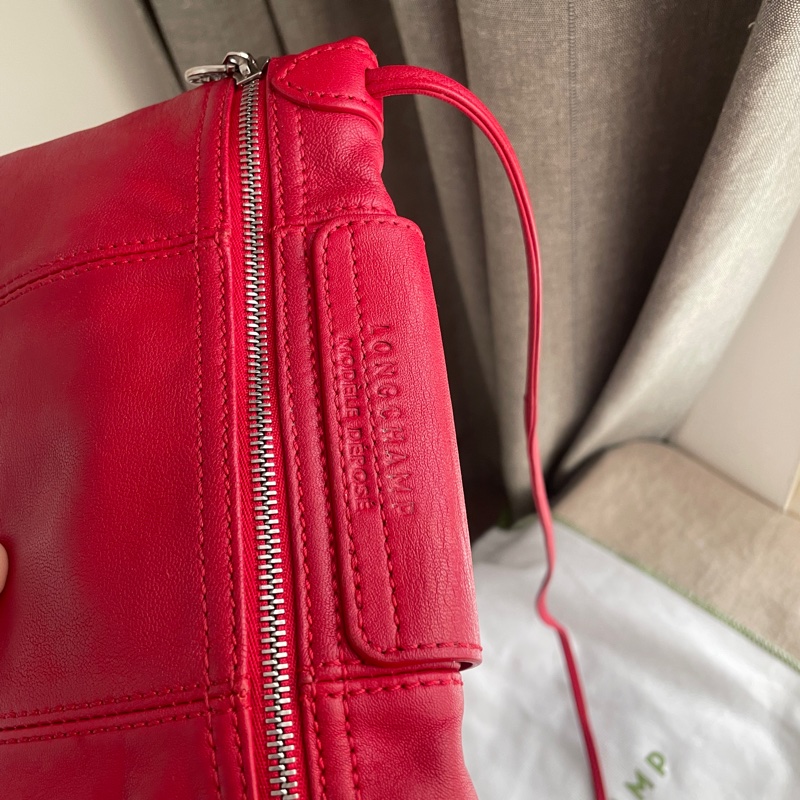 🧣新年快樂🧣Longchamp超輕羊皮小包紅20cm🍎似WOC/錢包/卡包/手機包/手拿包/腋下包/斜背/側背/手拿🍎瀟🍎正品🍎況不錯🍎旅行購物隨身-17