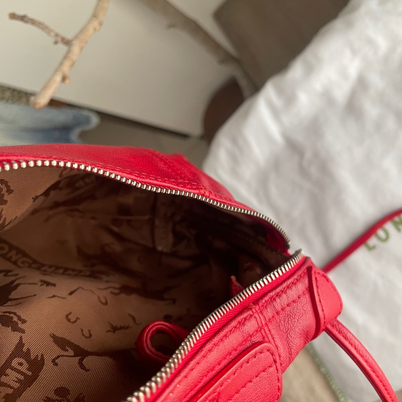 🧣新年快樂🧣Longchamp超輕羊皮小包紅20cm🍎似WOC/錢包/卡包/手機包/手拿包/腋下包/斜背/側背/手拿🍎瀟🍎正品🍎況不錯🍎旅行購物隨身-42