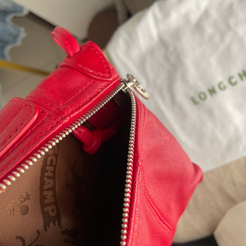 🧣新年快樂🧣Longchamp超輕羊皮小包紅20cm🍎似WOC/錢包/卡包/手機包/手拿包/腋下包/斜背/側背/手拿🍎瀟🍎正品🍎況不錯🍎旅行購物隨身-48