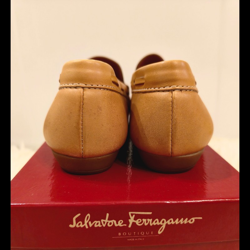 Ferragamo 深駝色平底鞋-4
