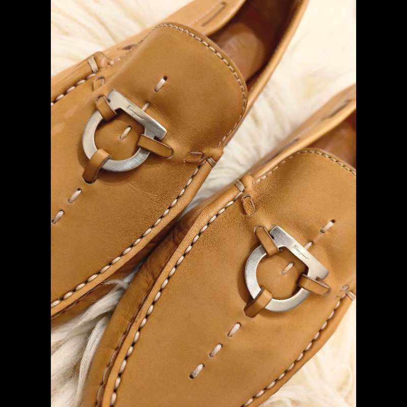 Ferragamo 深駝色平底鞋-6