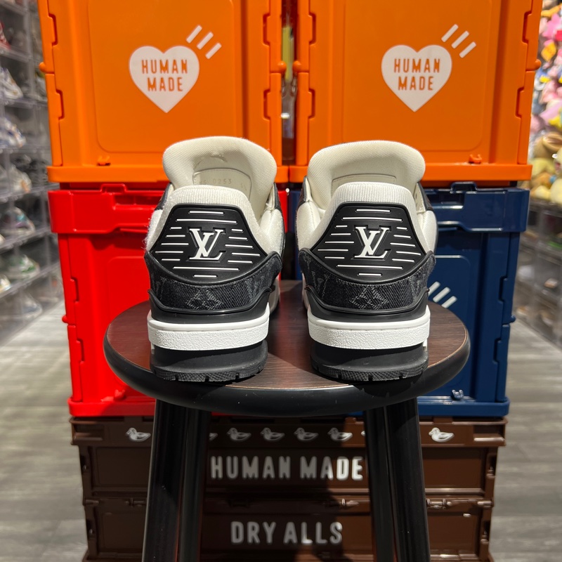 Lv trainer黑牛仔Uk5.5-4