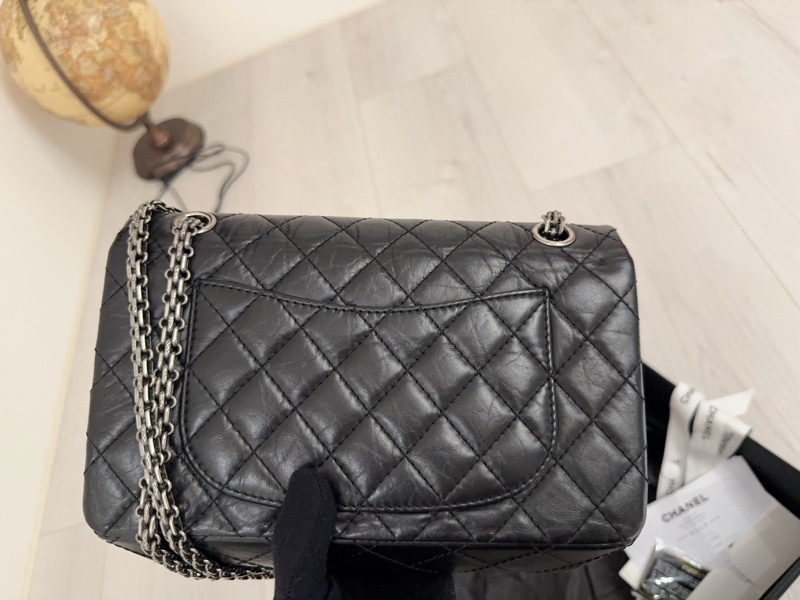 小巴黎二手名牌真品Chanel 2.55  黑銀 24公分 小號 有卡 購證-33